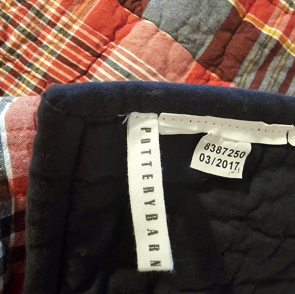 Pottery Barn Plaid Quilt Queen Size With 2 Matching Shams - Picture 3 of 7